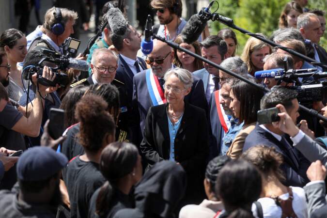 Elisabeth Borne fait ses premiers pas de Première ministre, le jeudi 19 mai 2022.