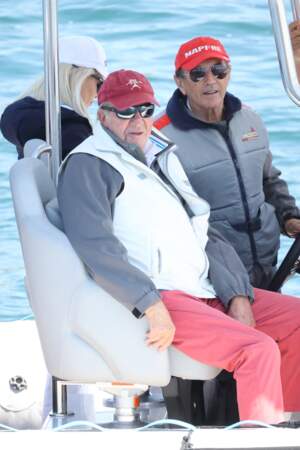 Juan Carlos a fait son grand retour en Espagne, le jeudi 19 mai. Le lendemain, il a été aperçu au Royal Yacht Club de Sanxenxo en Espagne.