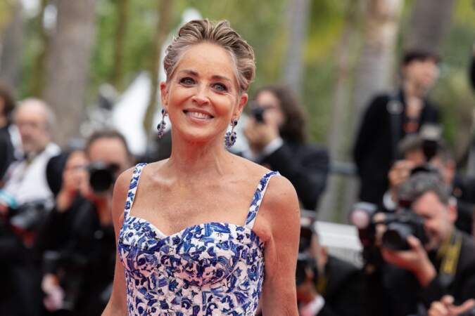 Sharon Stone sensationnelle au Festival de Cannes, ce 22 mai 