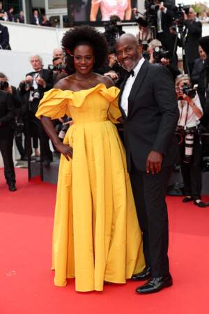 Viola Davis et Julius Tennon à la montée des marches de « Top Gun : Maverick » au Festival de Cannes