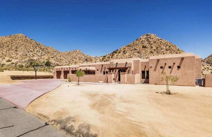 L'ancienne villa d'Amber Heard située dans le désert de Mojave, en Californie, est estimée à 1 million de dollars