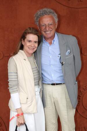 Nelson Monfort et sa femme Dominique au village (Jour 3) lors des Internationaux de France de Tennis de Roland Garros 2022, à Paris, France, le 24 mai 2022.