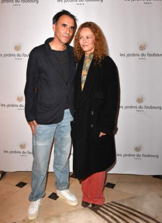 Vanessa Paradis et son mari Samuel Benchetrit à la soirée d'anniversaire de l'hôtel Les Jardins du Faubourg, à Paris, le 9 juin 2022