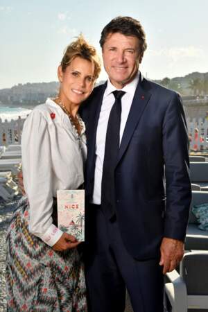 Laura Tenoudji et son mari Christian Estrosi, plus amoureux que jamais, à Nice, le 24 juin 2022. 