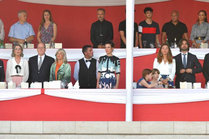 La princesse Caroline de Hanovre, le prince Albert II de Monaco, Charlotte Casiraghi et son mari Dimitri Rassam lors de la 16ème édition du Longines Global Champions Tour le 2 juillet 2022.