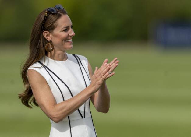 Kate Middleton porte les cheveux lâchés à Windsor le 6 juillet 2022.