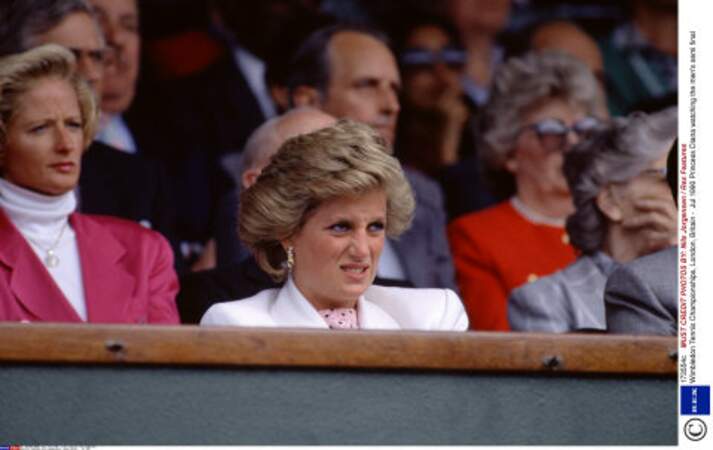 Lady Diana était une habituée du tournoi de tennis. En 1990, elle y assiste une nouvelle fois. 