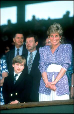En 1991, la princesse Diana et son fils le prince William sont aperçus dans les gradins de Wimbledon. 