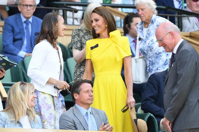 La duchesse de Cambridge et Martina Hingis dans les tribunes lors de la finale dame du tournoi de Wimbledon.