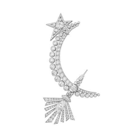 Broche Lune de la collection de haute joaillerie 1932 de Chanel-