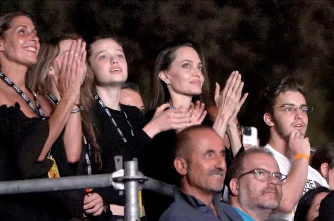 En parallèle du travail, Angelina Jolie a passé du bon temps à Rome, avec sa fille Shiloh, au concert de Måneskin, au "Circo Massimo", à Rome, le 9 juillet 2022.