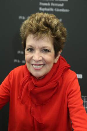 Catherine Laborde participe au Salon du Livre à la Porte de Versailles à Paris, le 17 mars 2019.
