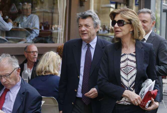 Jean-Louis Borloo et sa femme Béatrice Schönberg en route vers  la basilique Sainte Clotilde à Paris. Le 16 avril 2015