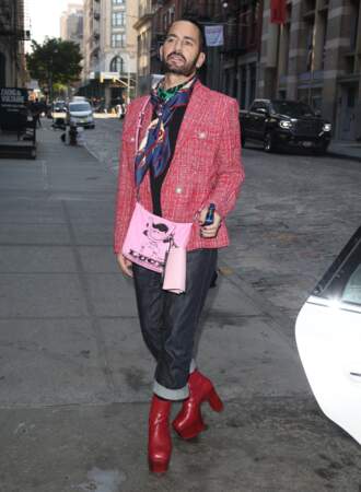 Marc Jacobs, le créateur de mode se promène dans les rues de New York en bottes à talons rouges, le 11 septembre 2019.