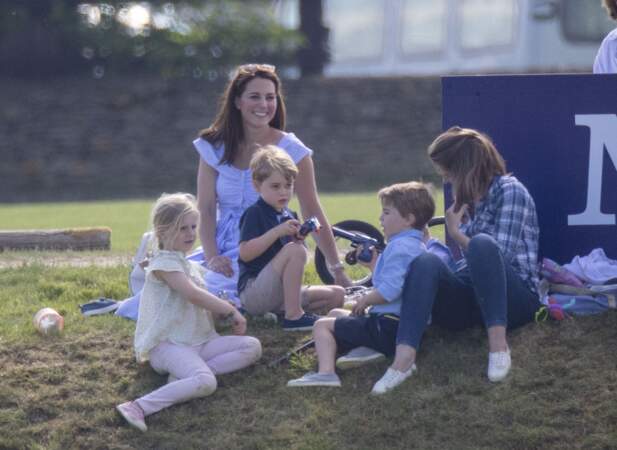 À cinq ans, le prince George réuni avec sa famille pour un match de polo caritatif au Beaufort Polo Club,  le 10 juin 2018 à Tetbury (Angleterre)