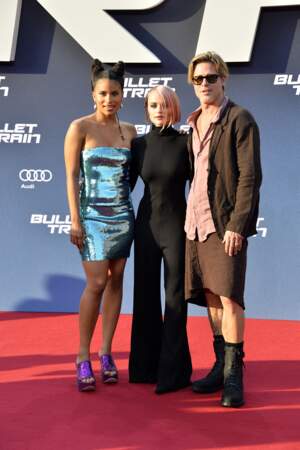 Zazie Beetz , Joey King et Brad Pitt à la première du film "Bullet Train" à Los Angeles, le 19 juillet 2022.