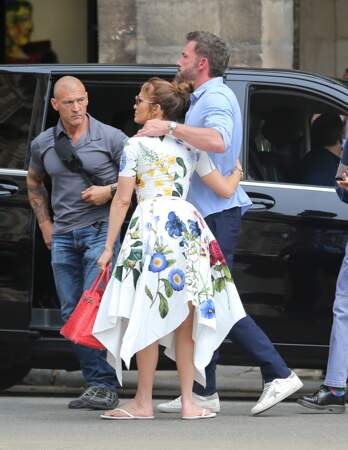 Vendredi 22 juillet, le couple iconique des années 2000, Jennifer Lopez et Ben Affleck, était à Paris, pour célébrer leur lune de miel et fêter leur union.