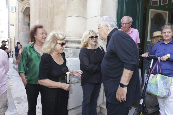 Nicoletta et son mari Jean-Christophe Molinier étaient présents à la messe hommage en mémoire d'Ivana Trump à l'église de Saint-Tropez le 9 août 2022.