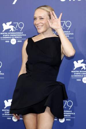 Chloe Sevigny - Photocall du film "Bones and All" lors du 79 ème festival international du film de Venise. Le 2 septembre 2022.