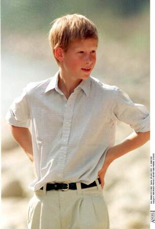 Le prince Harry à Balmoral en août 1997 (13ans), quelques jours avant l'accident fatal de sa mère à Paris.