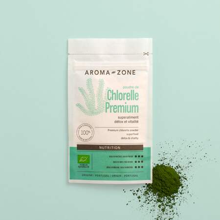 Chlorelle Premium Bio, micro-algue riche en protéines, vitamines et minéraux, sous forme de poudre à consommer en jus, Aroma-Zone, 8,90€ les 60g chez Aroma-Zone et sur aroma-zone.com