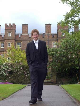 Le prince Harry a étudié à l'Eton college 