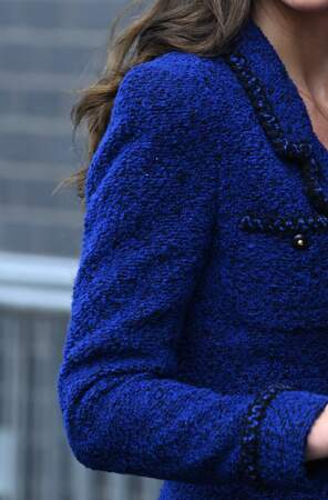 Kate Middleton opte pour une veste à épaulettes à Londres, le 13 octobre 2022. 