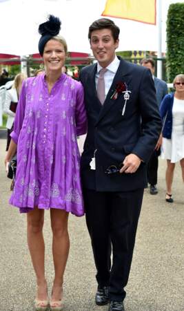 Jake Warren et sa femme Zoe Warren lors de la Qatar Goodwood Race Course à Midhurst, le 30 juillet 2015.