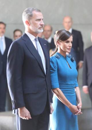 Le roi Felipe VI et la reine Letizia d’Espagne rejoignent le mémorial pour les victimes de la guerre à Berlin, le 17 octobre 2022. 