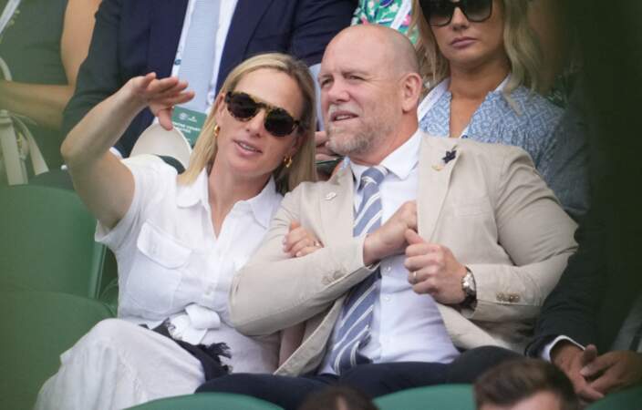 Zara Phillips et son mari Mike Tindall assistent au tournoi de tennis de Wimbledon à Londres,  le 28 juin 2022.