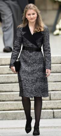 La princesse Élisabeth de Belgique chic et et sobre dans une robe-manteau mouchetée lors des obsèques du Grand-Duc Jean de Luxembourg en la cathédrale Notre-Dame au Luxembourg, le 4 mai 2019