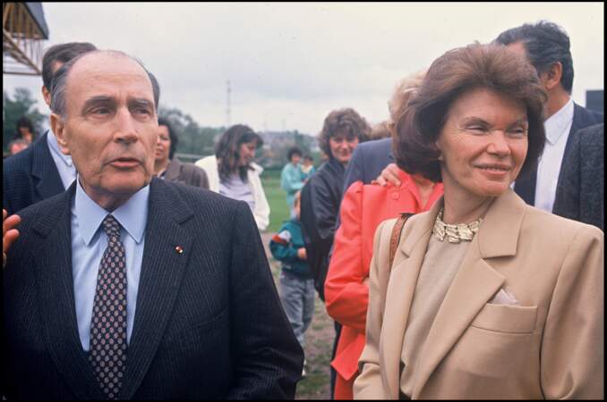 François Mitterrand et Danielle Mitterand le soir de son élection à la présidence de la République, le 8 mai 1988.