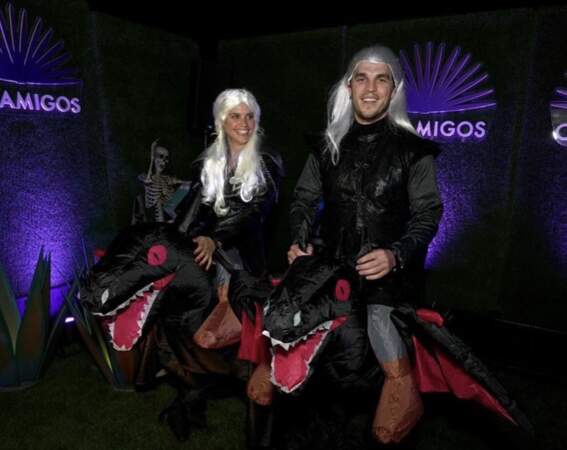 Sara Sampaio et Zac Frognowski en Rhaenyra et Daemon Targaryen de House of the Dragon