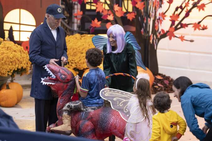 Joe Biden et sa femme Jill ont partagé un moment convivial avec les enfants lors de la soirée d'Halloween à la Maison Blanche à Washington, le 31 octobre 2022.