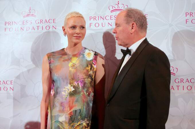 Charlene de Monaco et le prince Albert complices à New York pour les Princess Grace Awards 2022