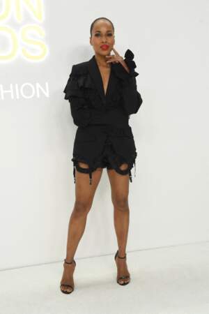 Kerry Washington et sa courte  robe blazer à la soirée des CFDA Fashion Awards à New York, le 7 novembre 2022
