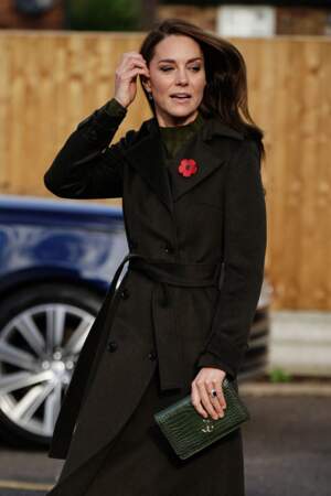 Kate Middleton ombre ses yeux grâce à un fard à paupières grisé à Hillingdon, le 9 novembre 2022