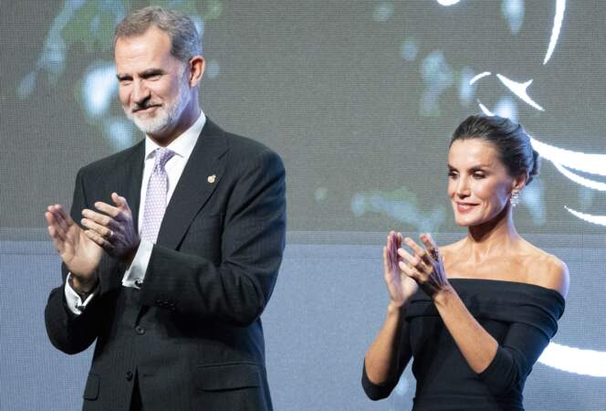 Le roi Felipe VI et la reine Letizia d'Espagne à la 35e édition des Macael Awards organisée le 11 novembre 2022 par l'Association andalouse de l'industrie du marbre (AEMA) au bâtiment multifonctionnel de Macael