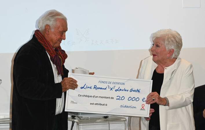 En plus de remettre un prix à un chercheur,  Line Renaud a  accompagné ce dernier de la coquette somme de 60.000 euros dans le but de permettre au vainqueur de poursuivre ses travaux. Lundi 21 novembre 2022.
