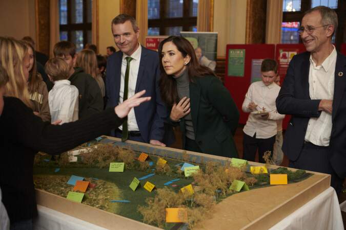 La princesse Mary lors de l'événement "Verdenstimen Live 2022" qui vise à faire connaître les objectifs de l'ONU quant à l'éducation des jeunes sur l'environnement, le 23 novembre 2022.