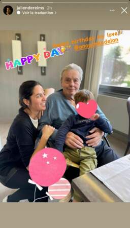 Alain Delon comblé auprès de sa fille Anouchka et son petit-fils Lino, le 25 novembre 2022