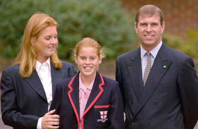 Le prince Andrew et Sarah Ferguson, avec Beatrice lors de la rentrée scolaire de l'école St George à Ascot.