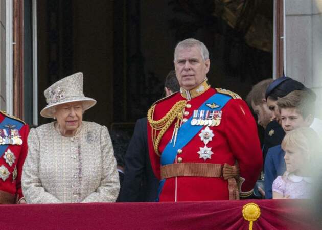 La famille royale au balcon du palais de Buckingham lors de la parade Trooping the Colour 2019, célébrant le 93ème anniversaire de la reine Elisabeth II, Londres, le 8 juin 2019.