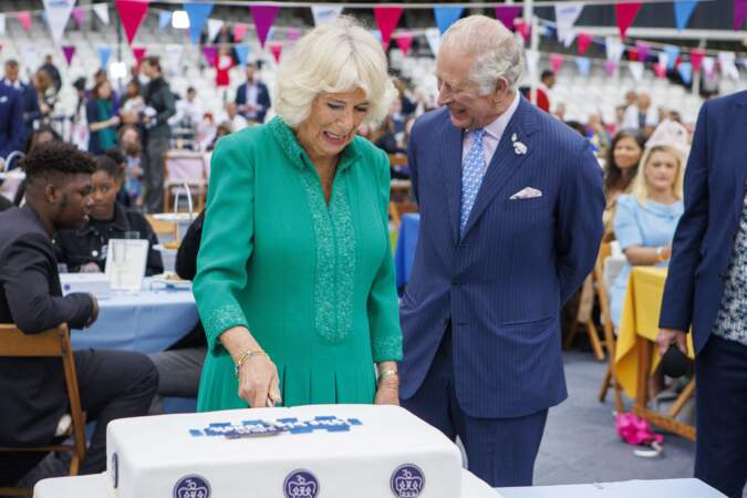Le prince Charles et Camilla Parker Bowles lors du "Big Jubilee Lunch" à Londres, à l'occasion du jubilé de platine de la reine d'Angleterre
