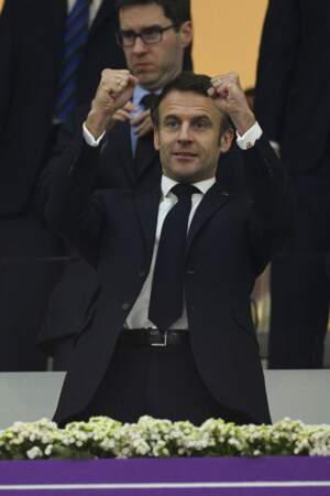 Emmanuel Macron un supporter déchaîné lors de la demi-finale France-Maroc, le 14 décembre 2022