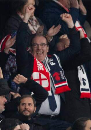 Jean Castex euphorique après la victoire de l'équipe de France de rugby face à l'Angleterre, le 19 mars 2022