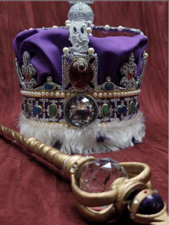 La couronne impériale d'État