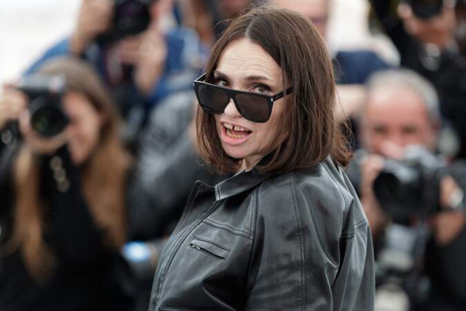 Béatrice Dalle choisit un carré ultra-court au 72ème Festival de Cannes, le 19 mai 2019