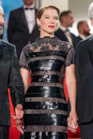 Léa Seydoux en robe Louis Vuitton pour la montée des marches du film « Les crimes du futur » lors du 75ème Festival International du Film de Cannes le 23 mai 2022 