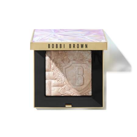 Highlighting powder en pink glow, Bobbi Brown, 56€ en points de ventes Bobbi Brown Cosmetics et sur bobbibrowncosmetics.fr
